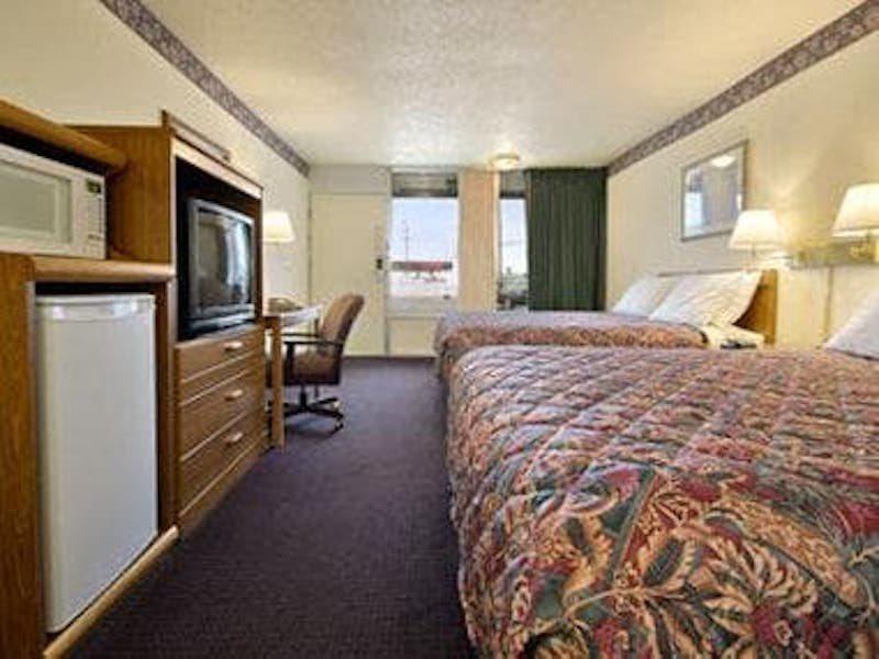 Days Inn Rolla Esterno foto